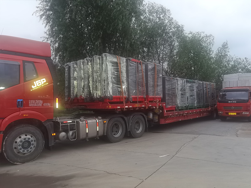 吉林通化路名牌燈箱100臺(tái)，第八車發(fā)貨！